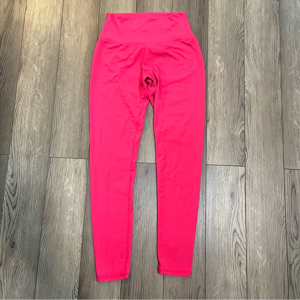 Bright pink Buffbunny leggings